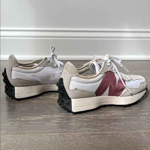 New Balance Women's Sneakers in White and Pink - Picture 3 of 6